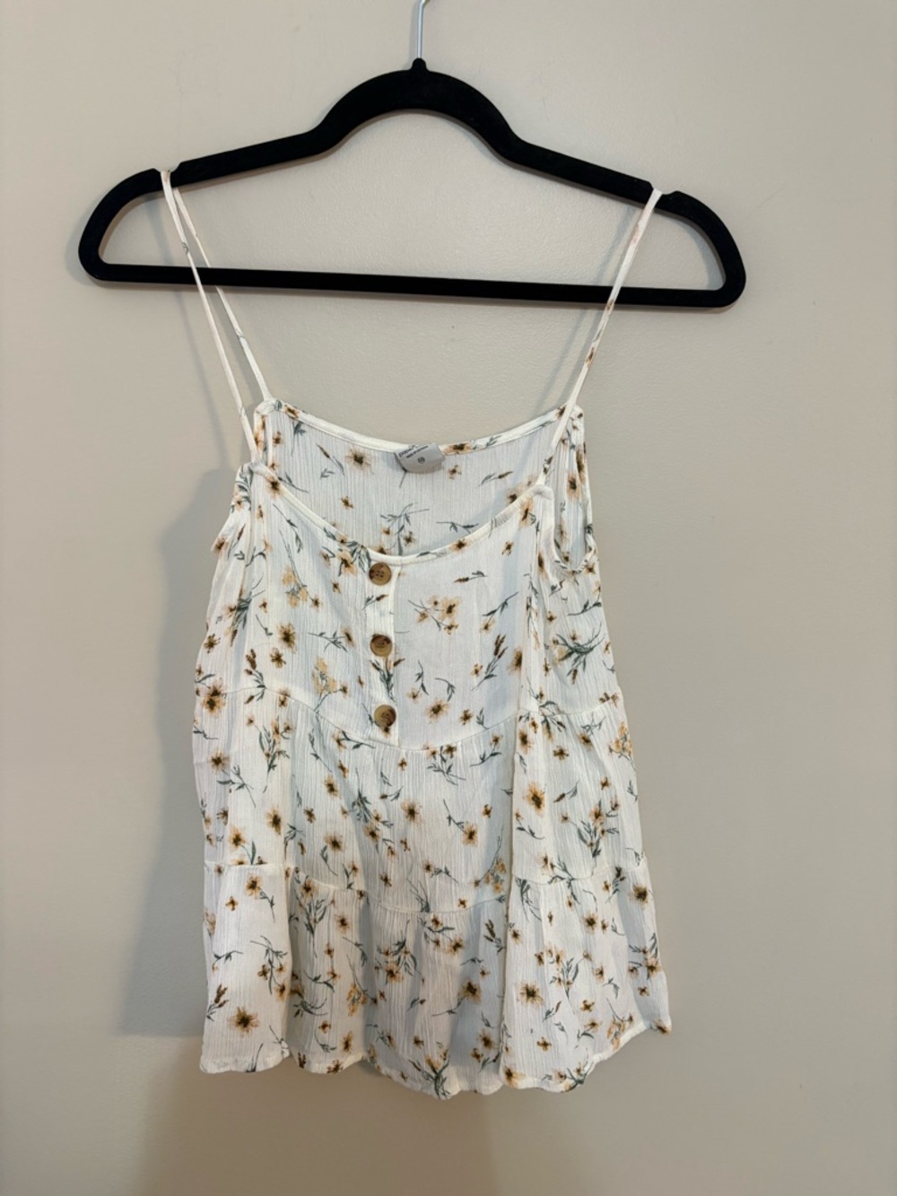 Paper Crane White Floral Button-Front Cami Top